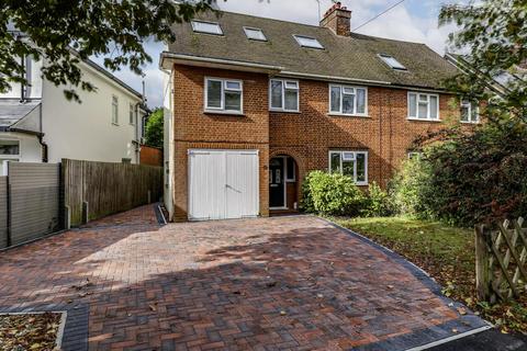 Thorley Park Road, Bishop's Stortford... 5 bed semi