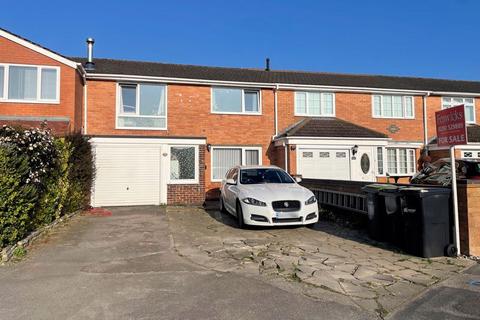 Gale Moor Avenue, Gosport PO12 4 bed terraced house for sale