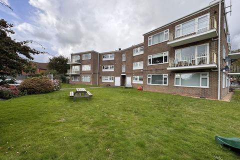 Twynham Road, Southbourne 2 bed flat for sale