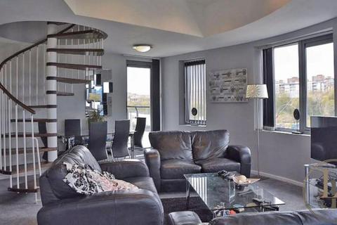 Durham & Newcastle, Durham &... 4 bed flat for sale