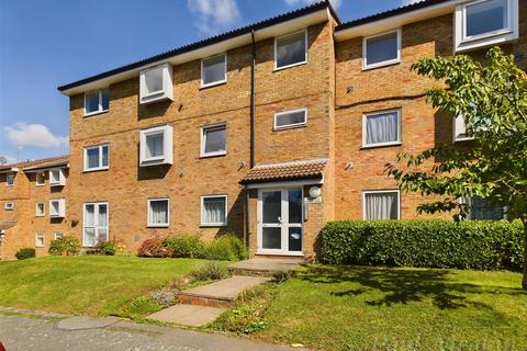 Parrs Close, South Croydon 2 bed flat for sale