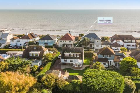 Davenport Road, Felpham, PO22 4 bed detached house for sale