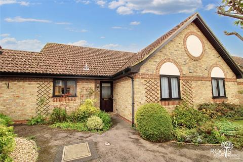 The Maltings, Berkshire RG19 2 bed bungalow for sale