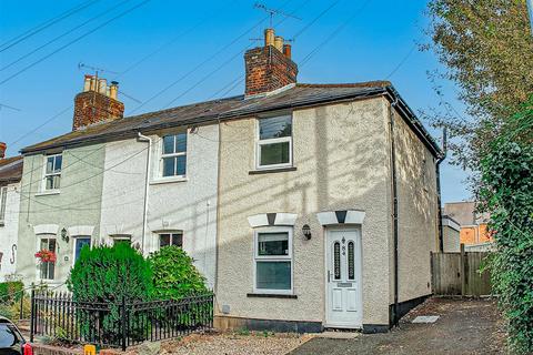 Cravells Road, Harpenden, AL5 2 bed end of terrace house for sale