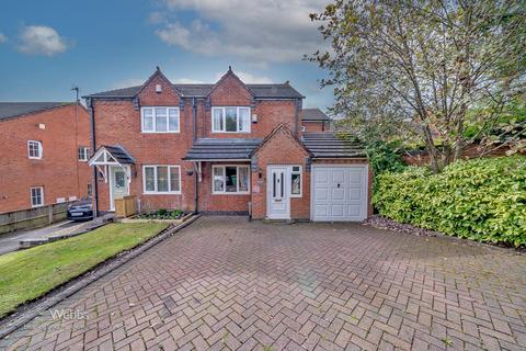 Bromley Close, Hednesford, Cannock WS12 4 bed semi