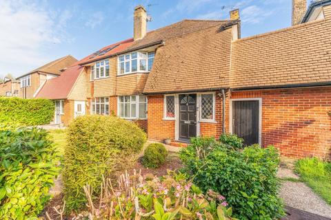 West Barnes Lane, New Malden, KT3 3 bed maisonette for sale