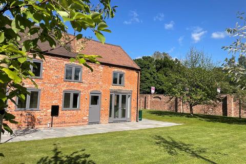 The Granary, Horton Lodge Barns... 3 bed barn conversion for sale