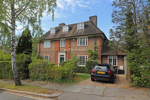 Hampstead Garden Suburb N2 6 bed detached house for sale