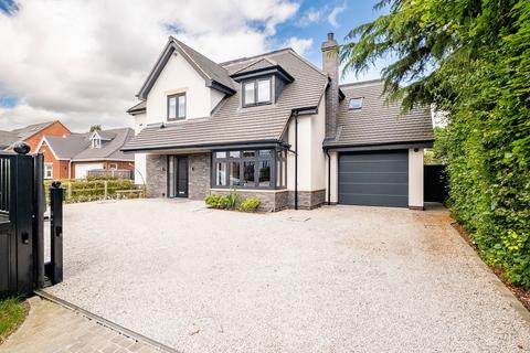 7 bedroom detached house for sale