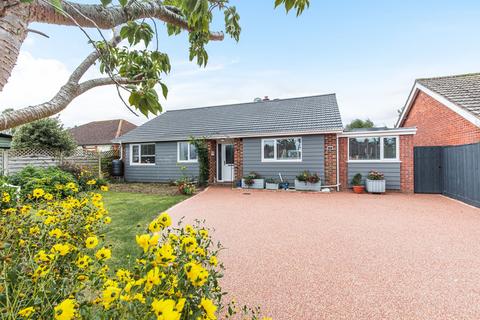 Holt 3 bed detached bungalow for sale