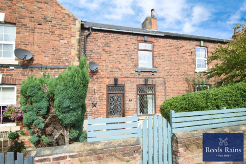 Watergate, Leeds LS26 2 bed terraced house for sale