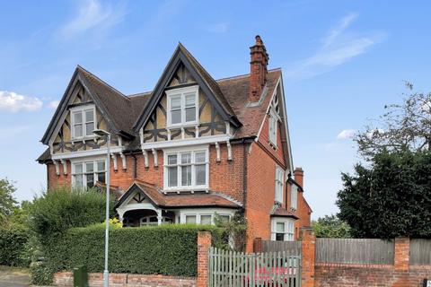 Marlborough Avenue, Reading 5 bed semi