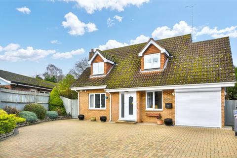 Binscombe, Godalming, Surrey, GU7 3 bed detached house for sale