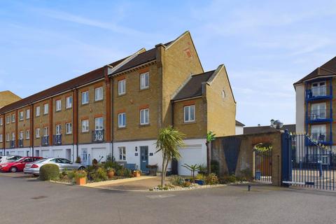 The Piazza, Sovereign Harbour 4 bed townhouse for sale