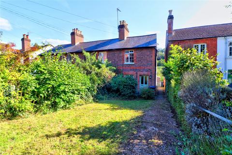 Peperharow Road, Godalming, Surrey, GU7 2 bed end of terrace house for sale