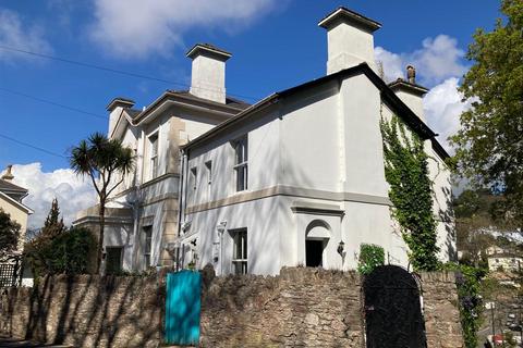 Lower Erith Road, Torquay 3 bed apartment for sale