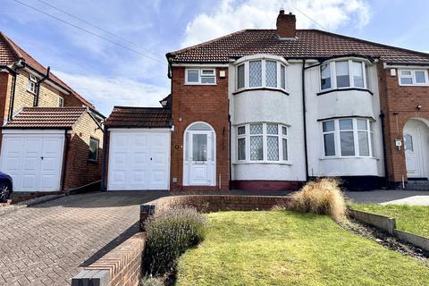 Charingworth Road, Solihull, West... 3 bed semi