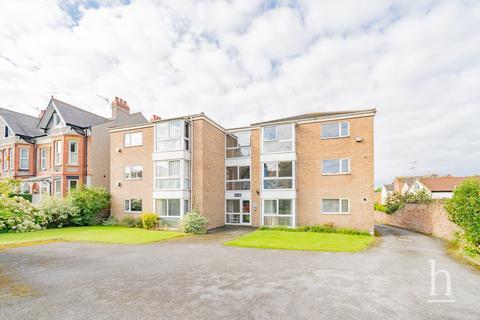 Caldy Road, West Kirby CH48 2 bed apartment for sale