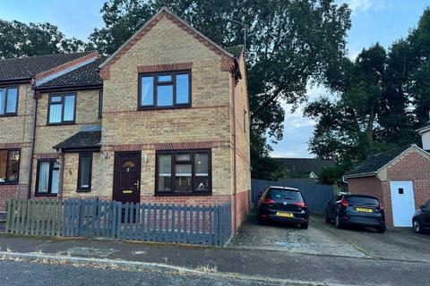 2 bedroom end of terrace house for sale