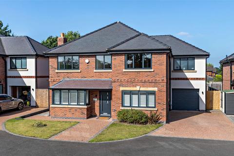 Sandbach Road North, Alsager... 5 bed detached house for sale