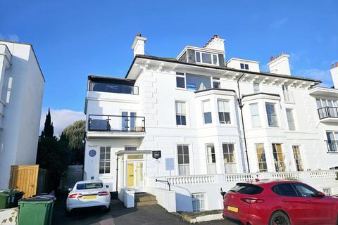 Albion Villas, Folkestone 2 bed flat for sale