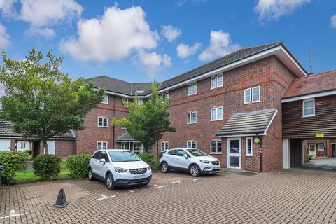 Wharf Way, Hunton Bridge, WD4 2 bed apartment for sale