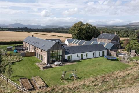 The Stable, Deanston Farm Steading... 4 bed semi