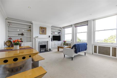 Stuart Court, Richmond Hill, TW10 2 bed apartment for sale