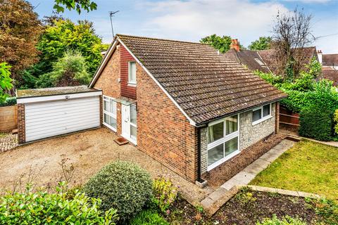 ERMYN WAY, LEATHERHEAD, KT22 4 bed detached house for sale