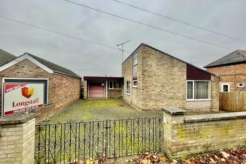 62 Commercial Road, Spalding 3 bed detached bungalow for sale