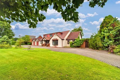 Long Lane, Essington 4 bed bungalow for sale