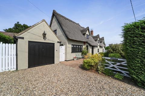 Halstead, Sible Hedingham 3 bed cottage for sale