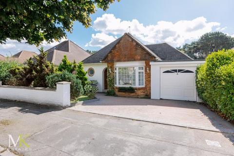 Parkway Drive, Bournemouth BH8 3 bed detached bungalow for sale