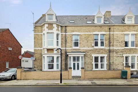 Beverley Terrace, Tyne and Wear NE30 6 bed end of terrace house for sale