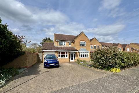 Beauchamps, Burnham