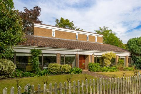 Huntingdon Road, Cambridge, CB3 5 bed detached house for sale