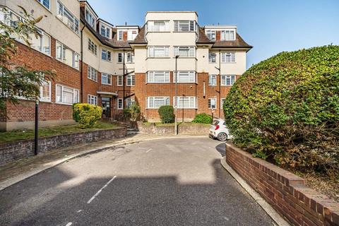 Upper Tooting Road, Tooting, London... 1 bed flat for sale