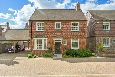 Mercer Drive, Tenterden, Kent, TN30 3 bed detached house for sale