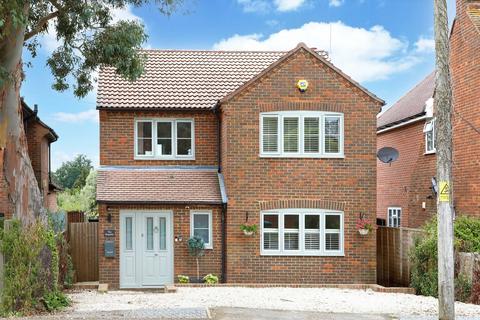 Cock Lane, Penn, Buckinghamshire, HP10 4 bed detached house for sale