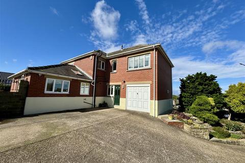 Westgate, Monk Bretton, Barnsley 4 bed detached house for sale