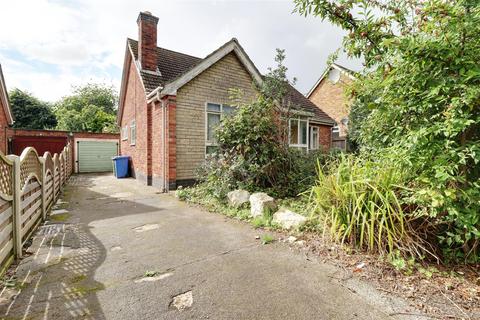 Castle Rise, South Cave 3 bed detached bungalow for sale