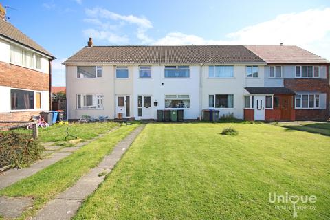 Langwood,  Fleetwood, FY7 3 bed terraced house for sale