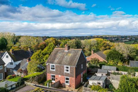 No Onward Chain In Hawkhurst 2 bed semi