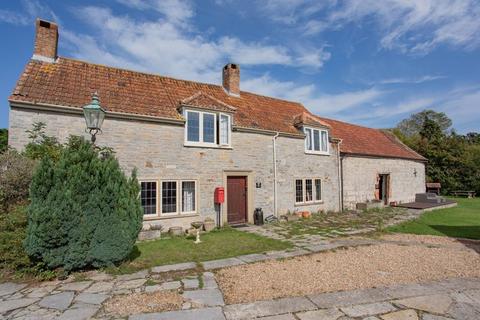 4 Bedroom detached Cottage, with a... 4 bed detached house for sale