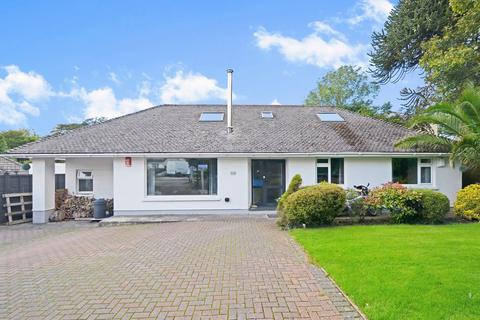 Kings Road, Camborne TR14 6 bed detached house for sale