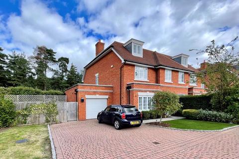 Kingswood, Ascot SL5 4 bed semi