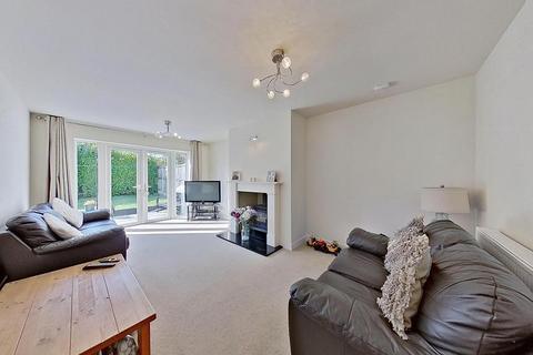 West Hill Road, Herne Bay, CT6 8HG 3 bed chalet for sale