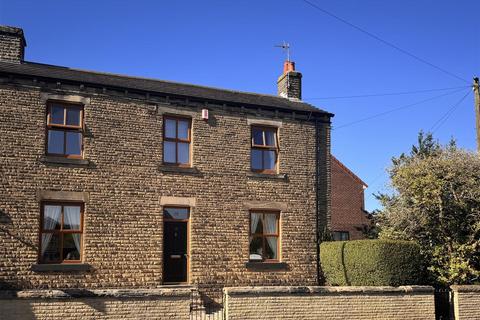 Upper Lane, Wakefield WF4 4 bed semi