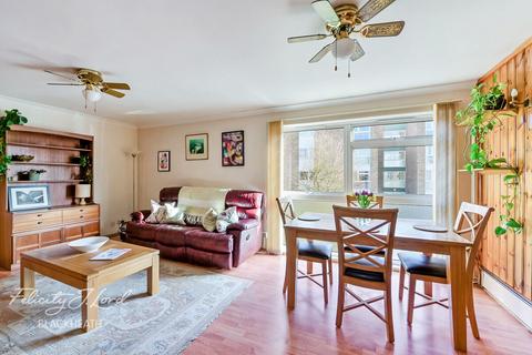 14 St Johns Park, London 3 bed apartment for sale