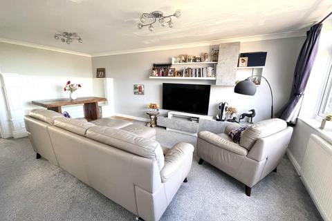 Ashtead Village 2 bed apartment for sale